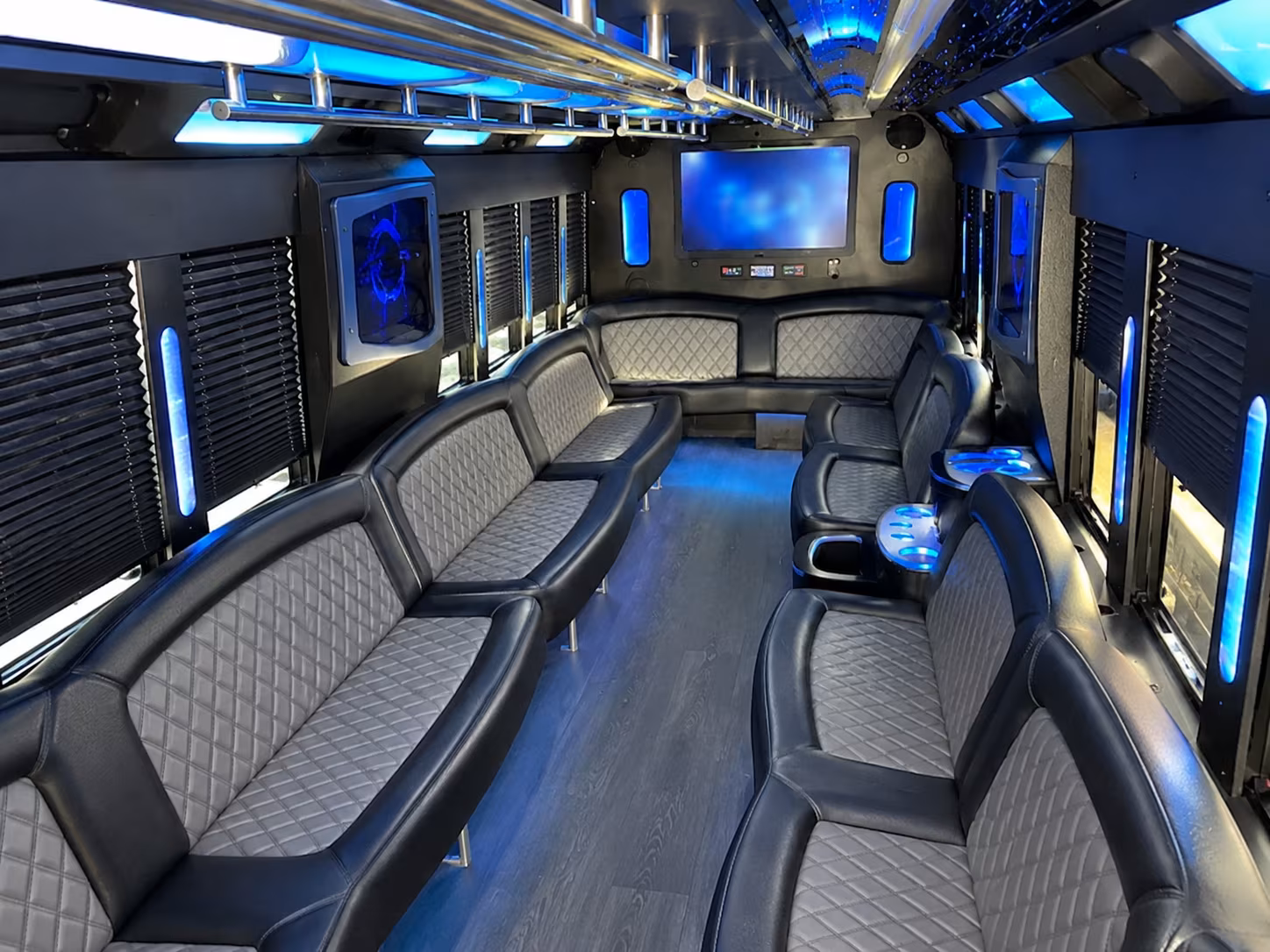 Columbus Winery Tour & Pub Crawl Transportation party bus exterior