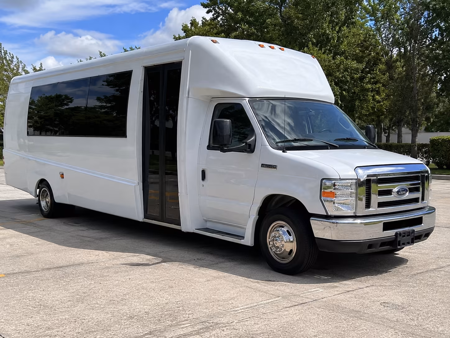 Columbus Winery Tour & Pub Crawl Transportation group transportation