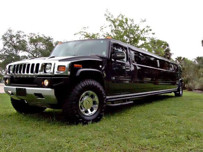 Columbus Black Hummer Limo