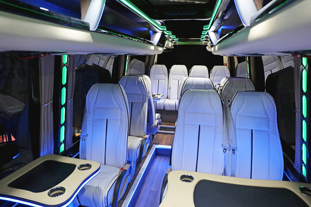 Columbus Jet Style Sprinter Van